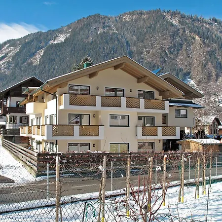 Rosa-2 By Interhome Appartement Mayrhofen