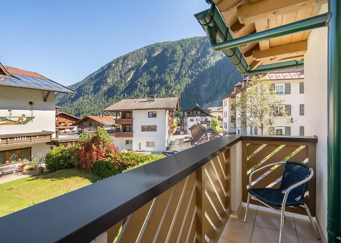Apartment Rosa-2 By Interhome Mayrhofen