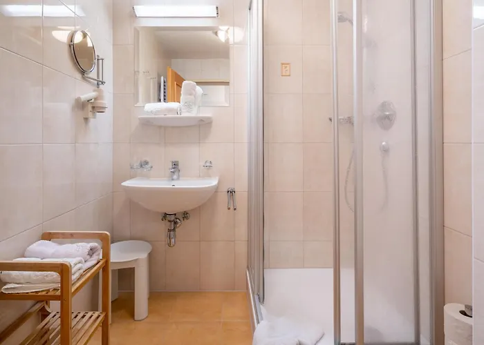 Rosa-2 By Interhome * 메이른호픈